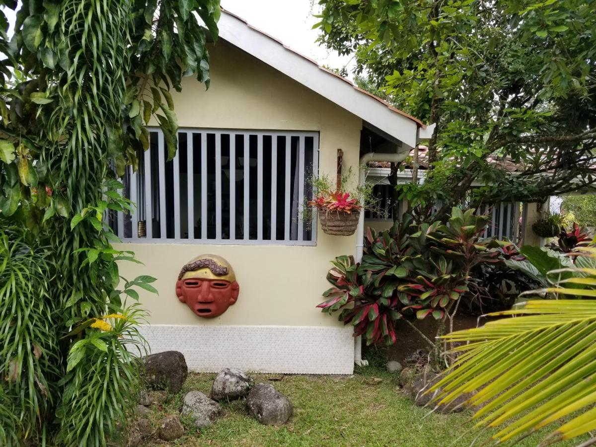 Casa Sophia 3 Listings Apartment 1 Or Apartment 2 Separately Or Apt 1 And 2 Together All With Fo Internet Guápiles Exterior foto